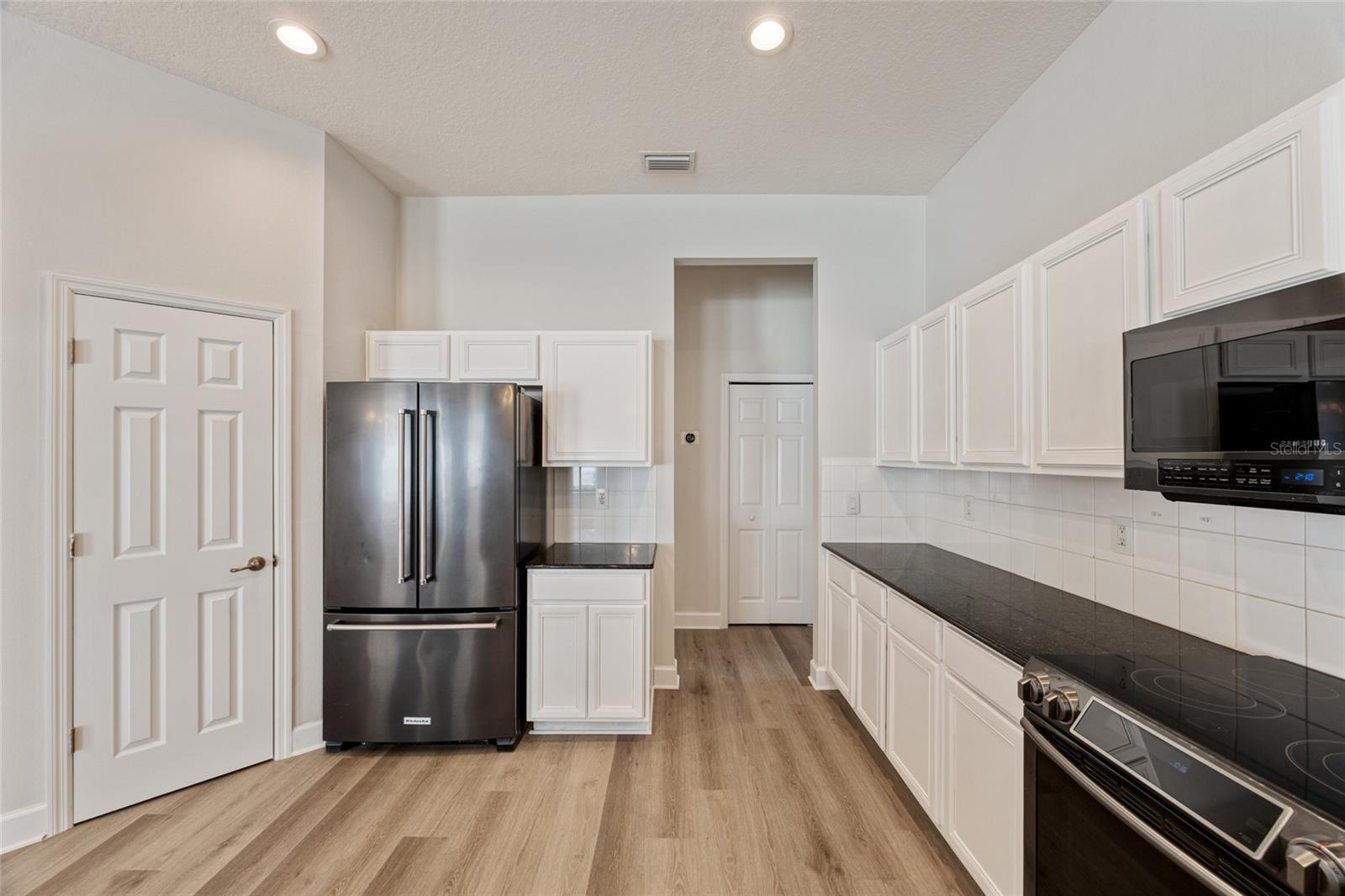 STERLING HILL - Residential