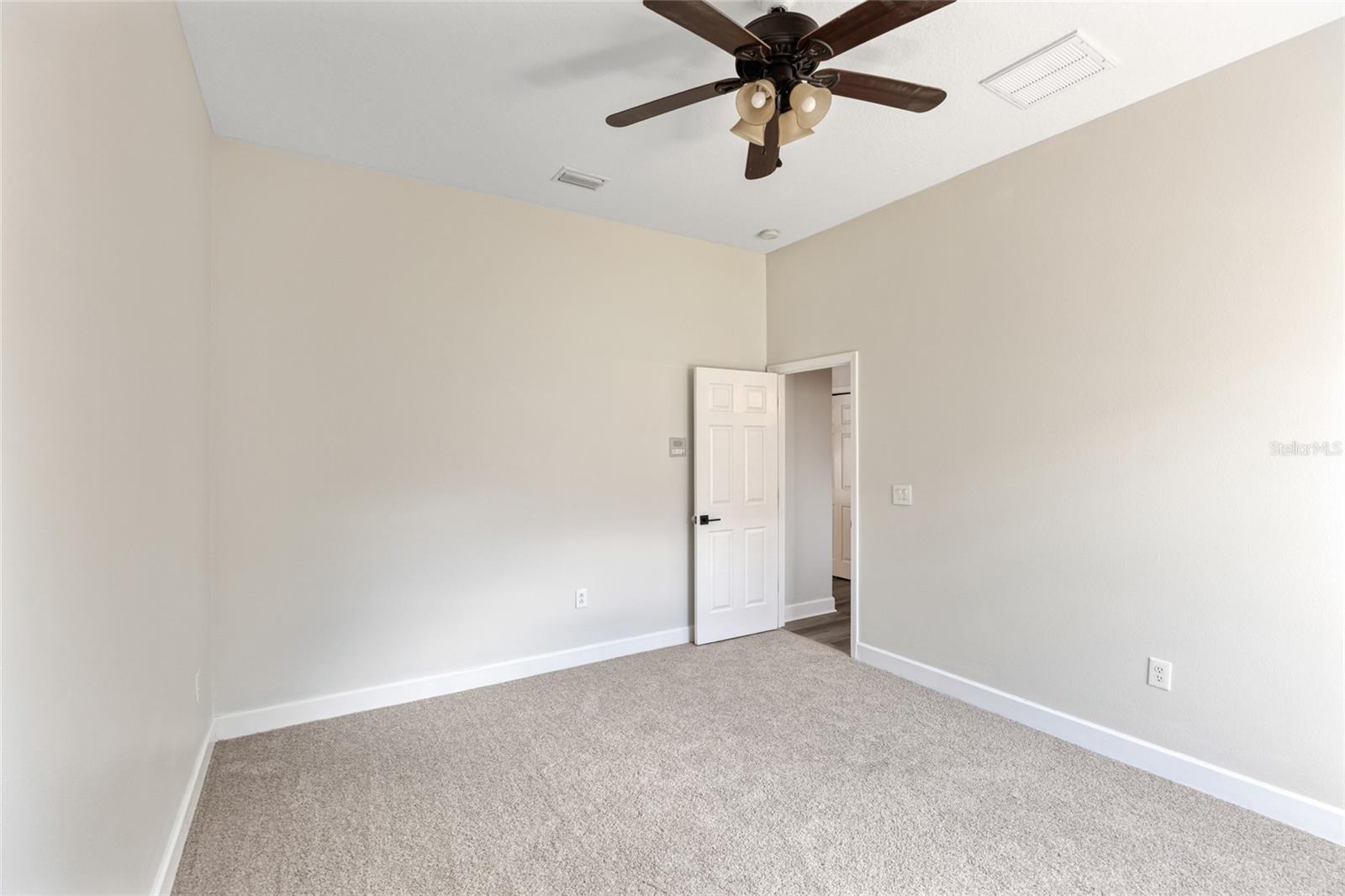 STERLING HILL - Residential