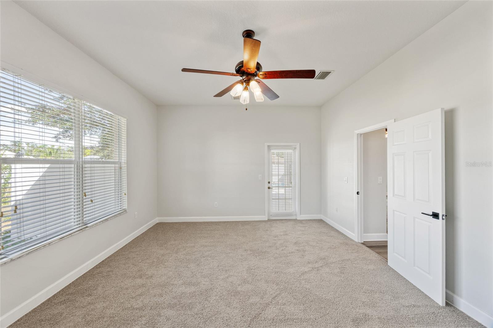 STERLING HILL - Residential