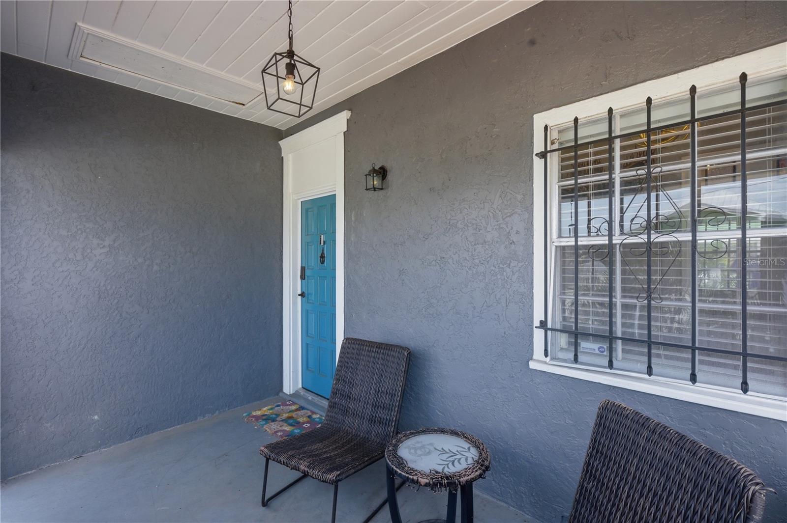 2318 W CORDELIA STREET