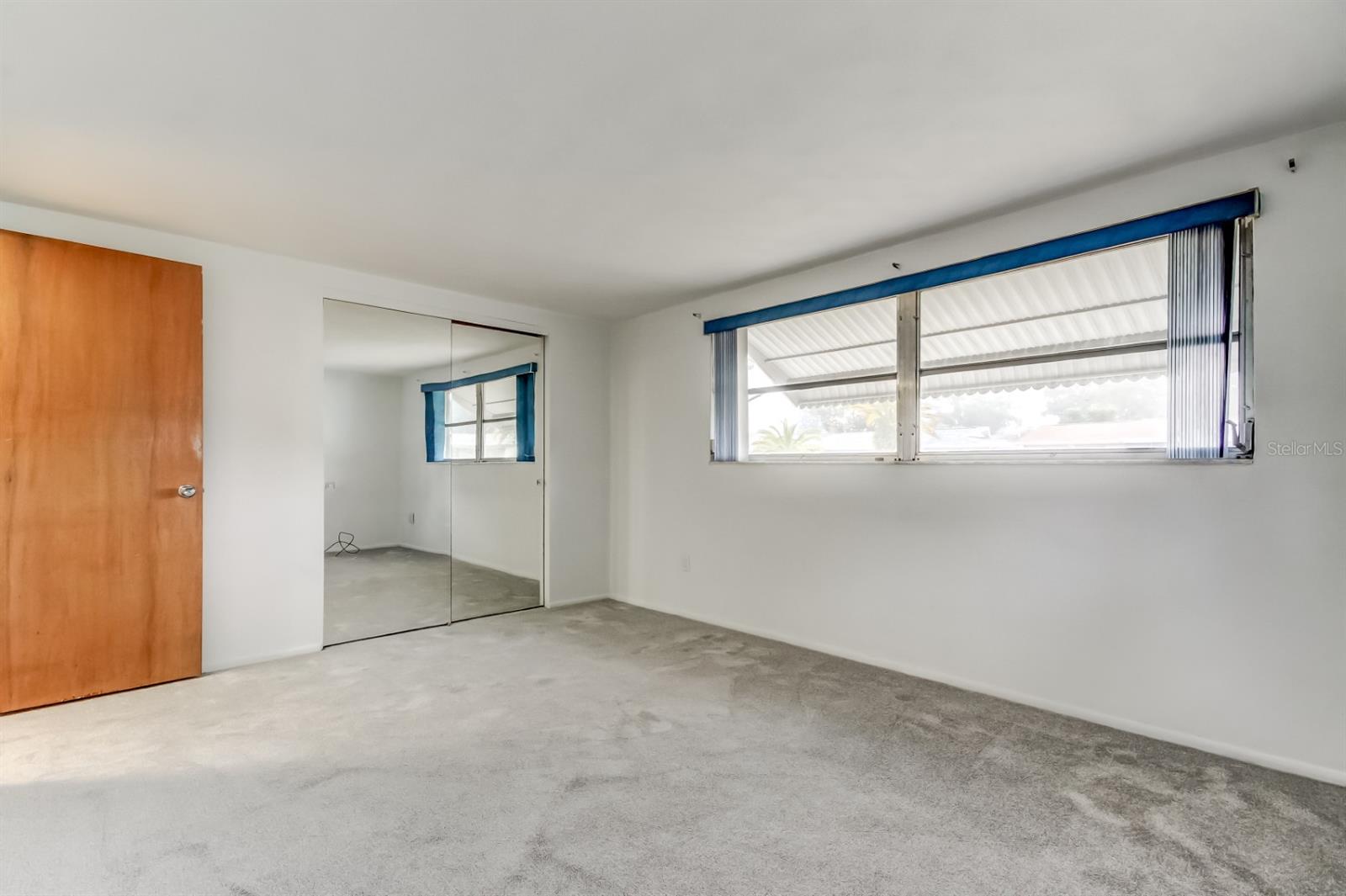 COLONIAL HILLS - Residential Lease