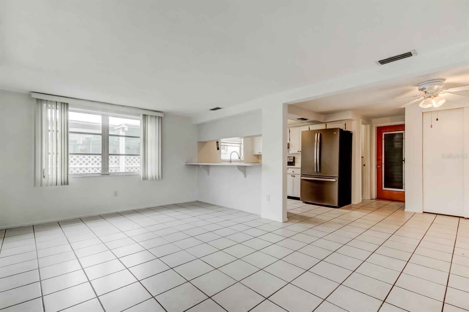 COLONIAL HILLS - Residential Lease