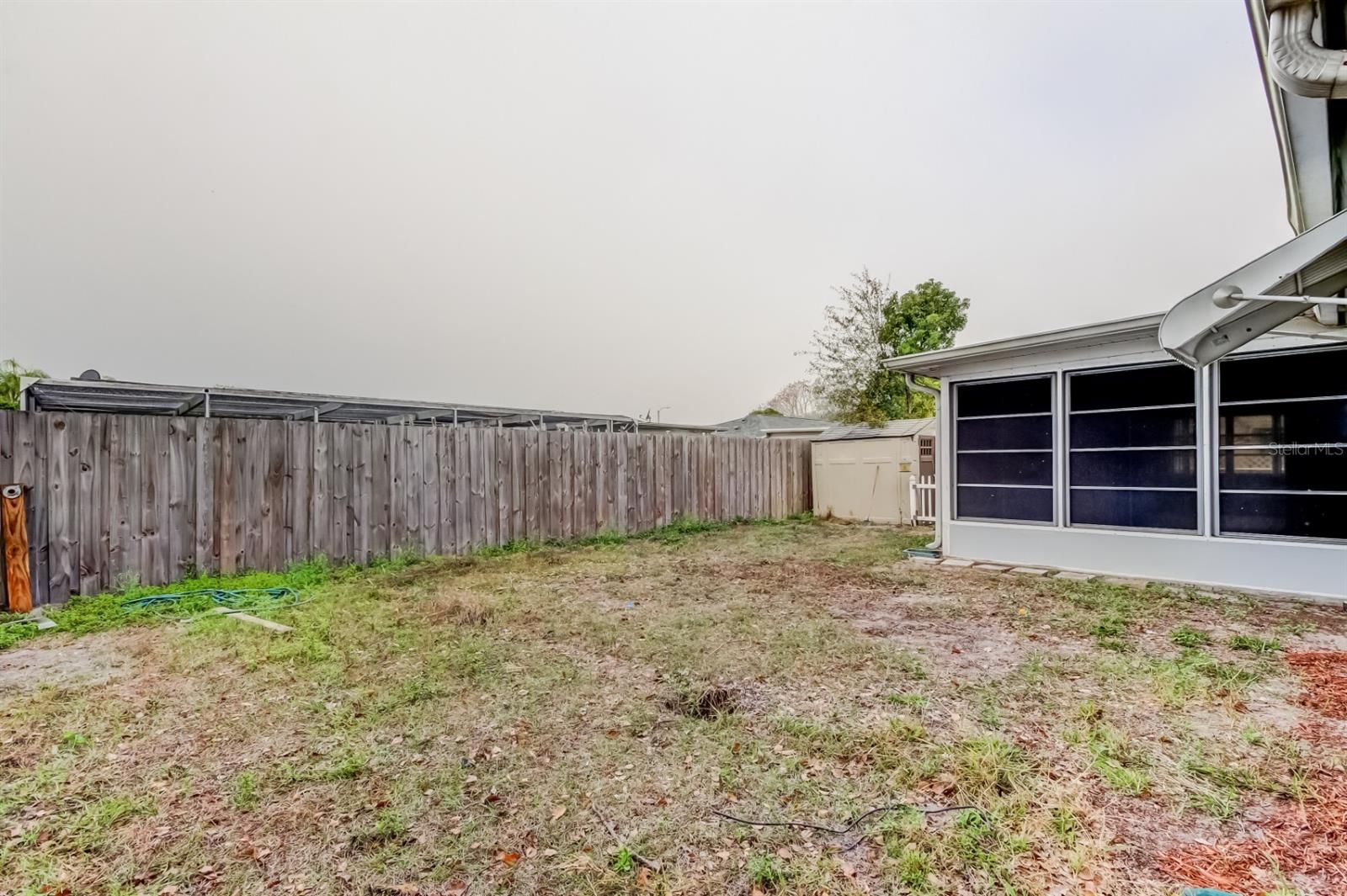 COLONIAL HILLS - Residential Lease