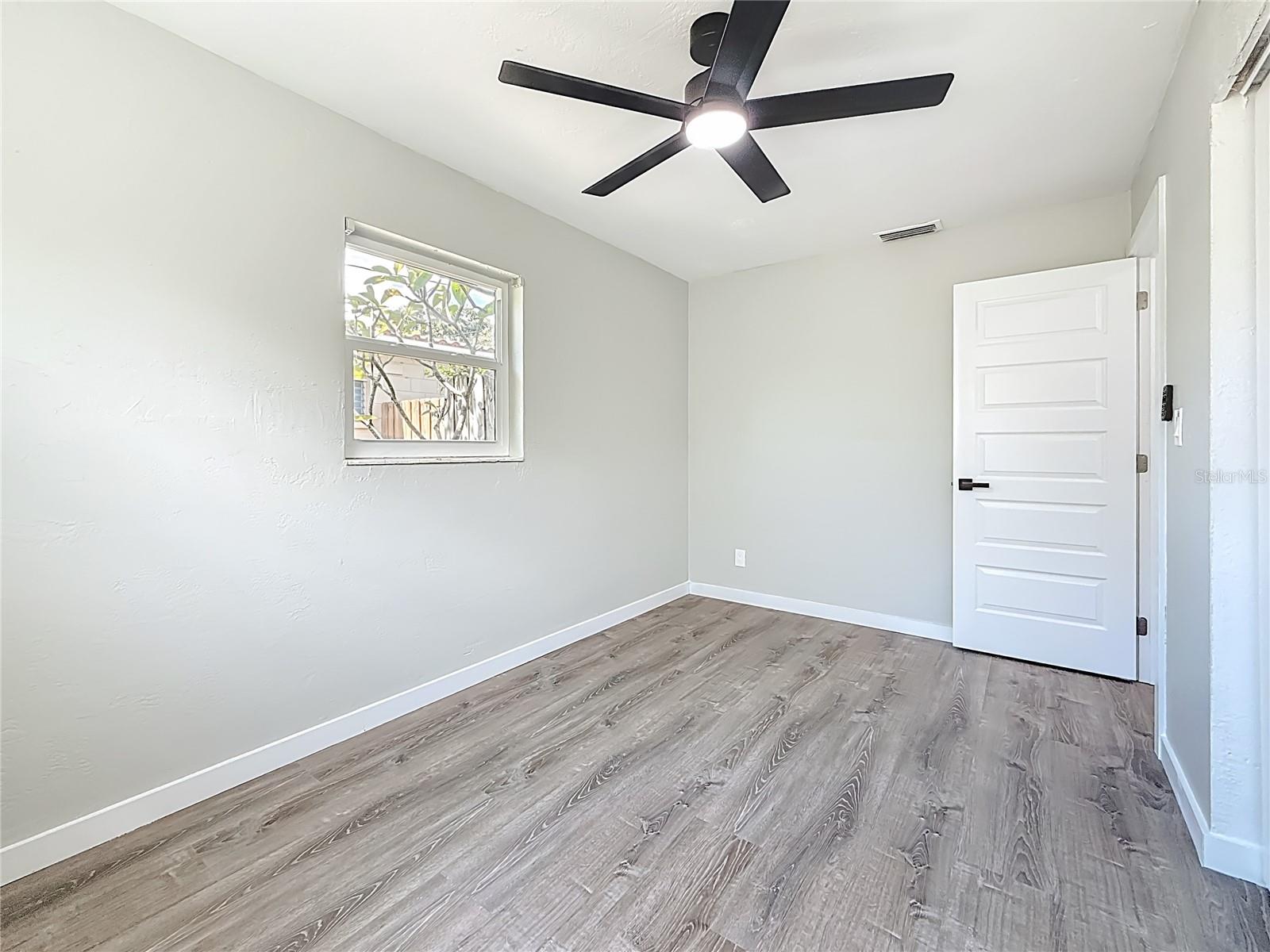 GREENDALE ESTATES 3RD ADD - Residential Lease