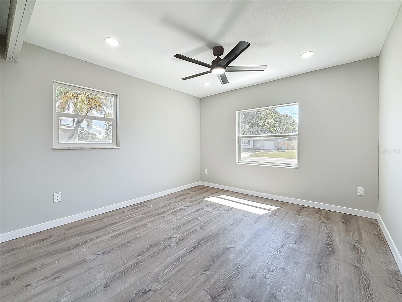GREENDALE ESTATES 3RD ADD - Residential Lease