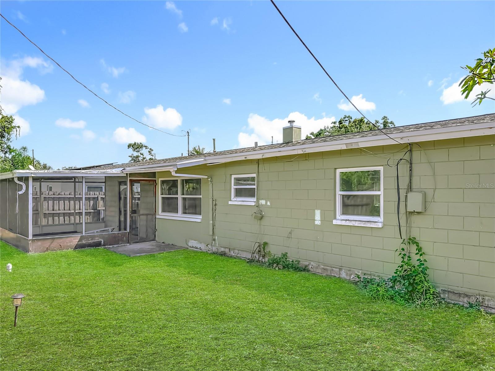 GREENDALE ESTATES 3RD ADD - Residential Lease