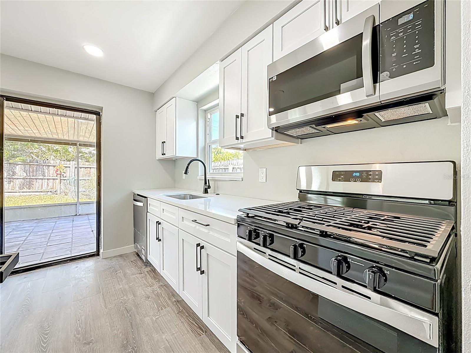 GREENDALE ESTATES 3RD ADD - Residential Lease