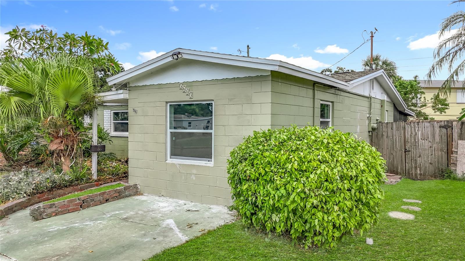 GREENDALE ESTATES 3RD ADD - Residential Lease