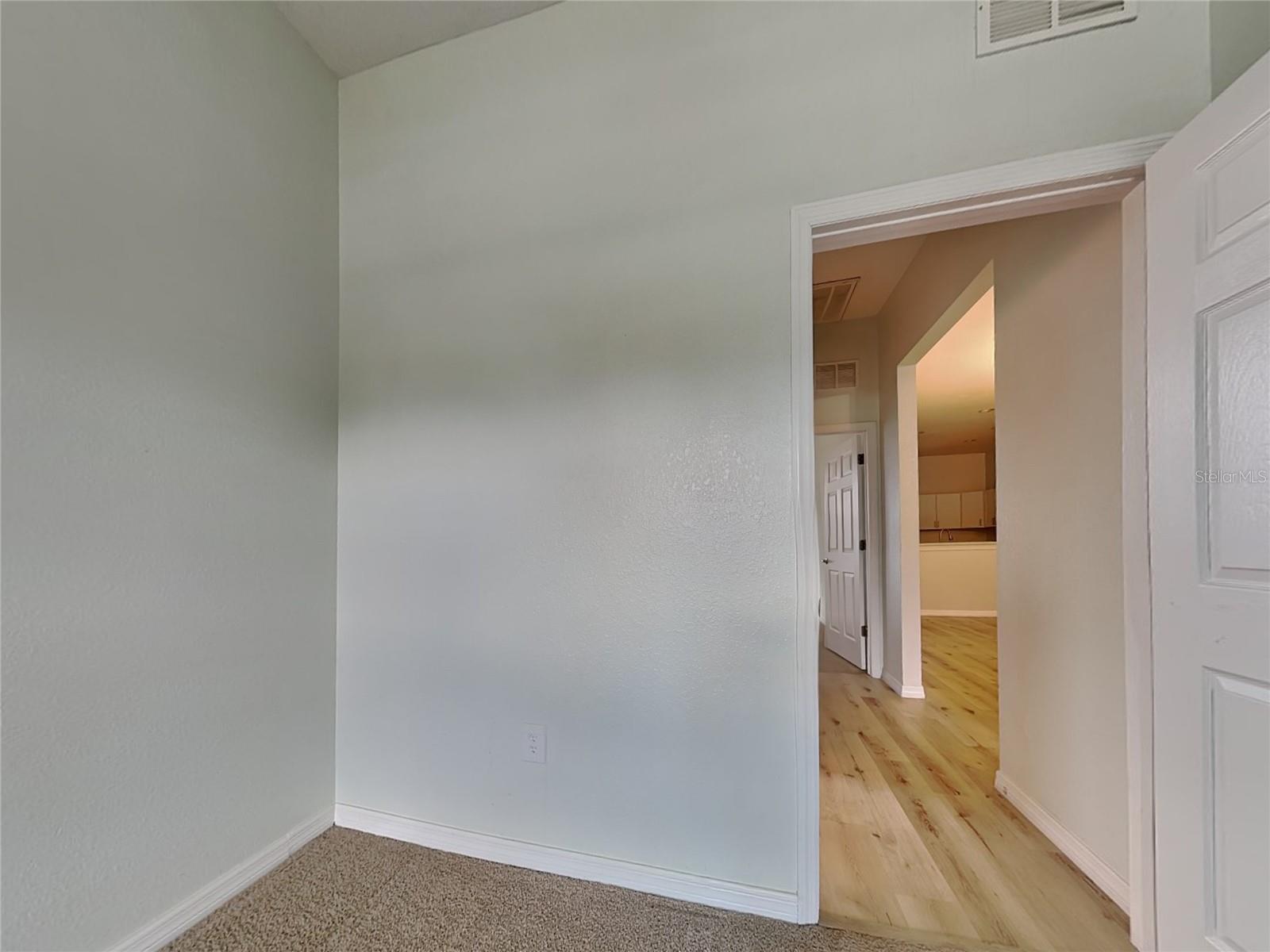 BROADWAY HEIGHTS EAST - Residential Lease
