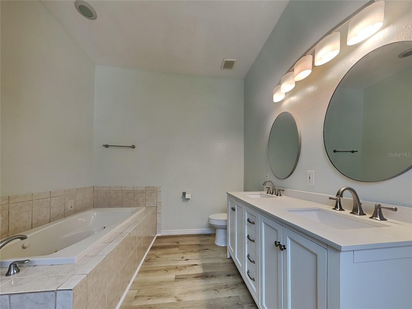 BROADWAY HEIGHTS EAST - Residential Lease