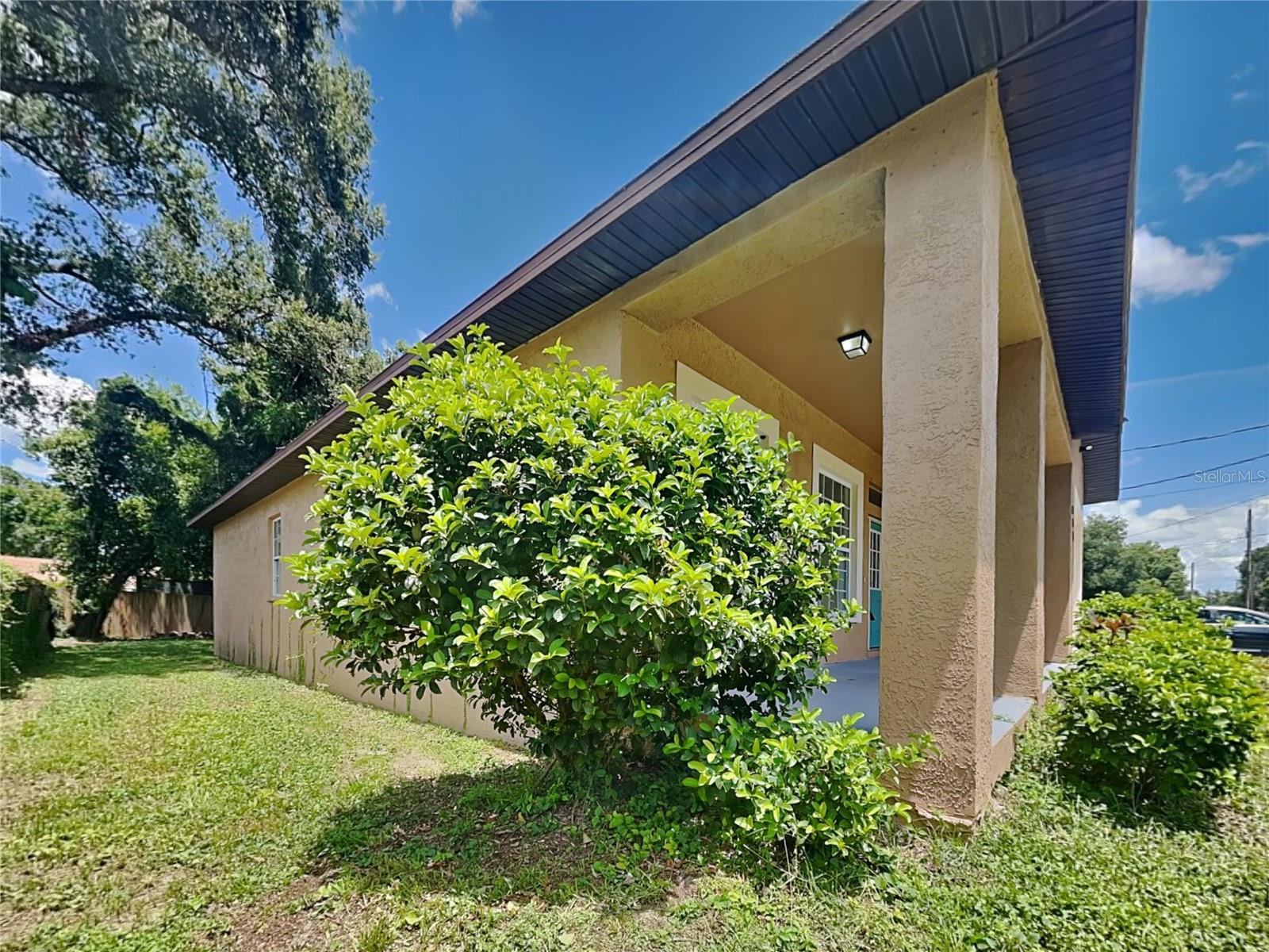 BROADWAY HEIGHTS EAST - Residential Lease