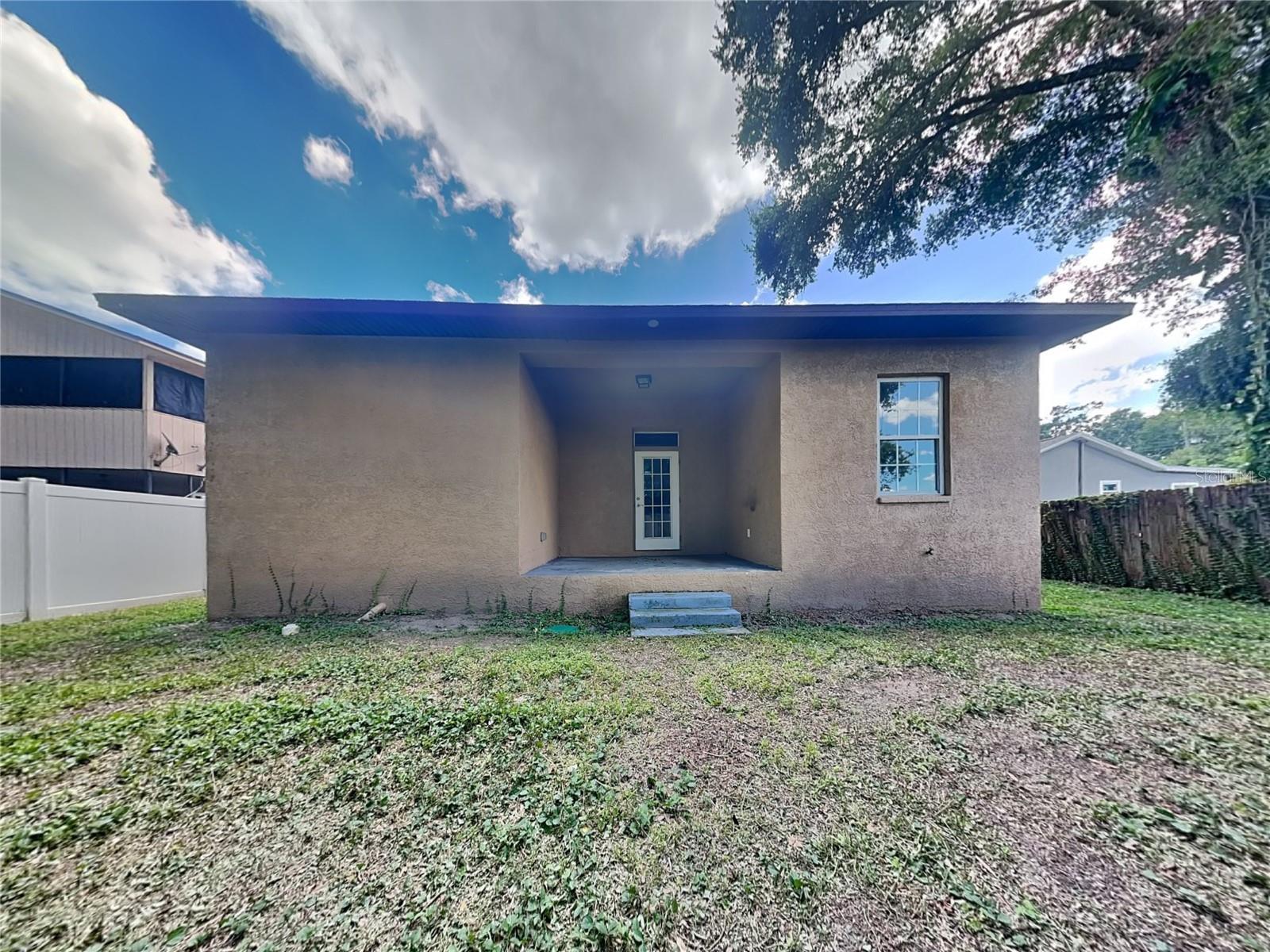 BROADWAY HEIGHTS EAST - Residential Lease