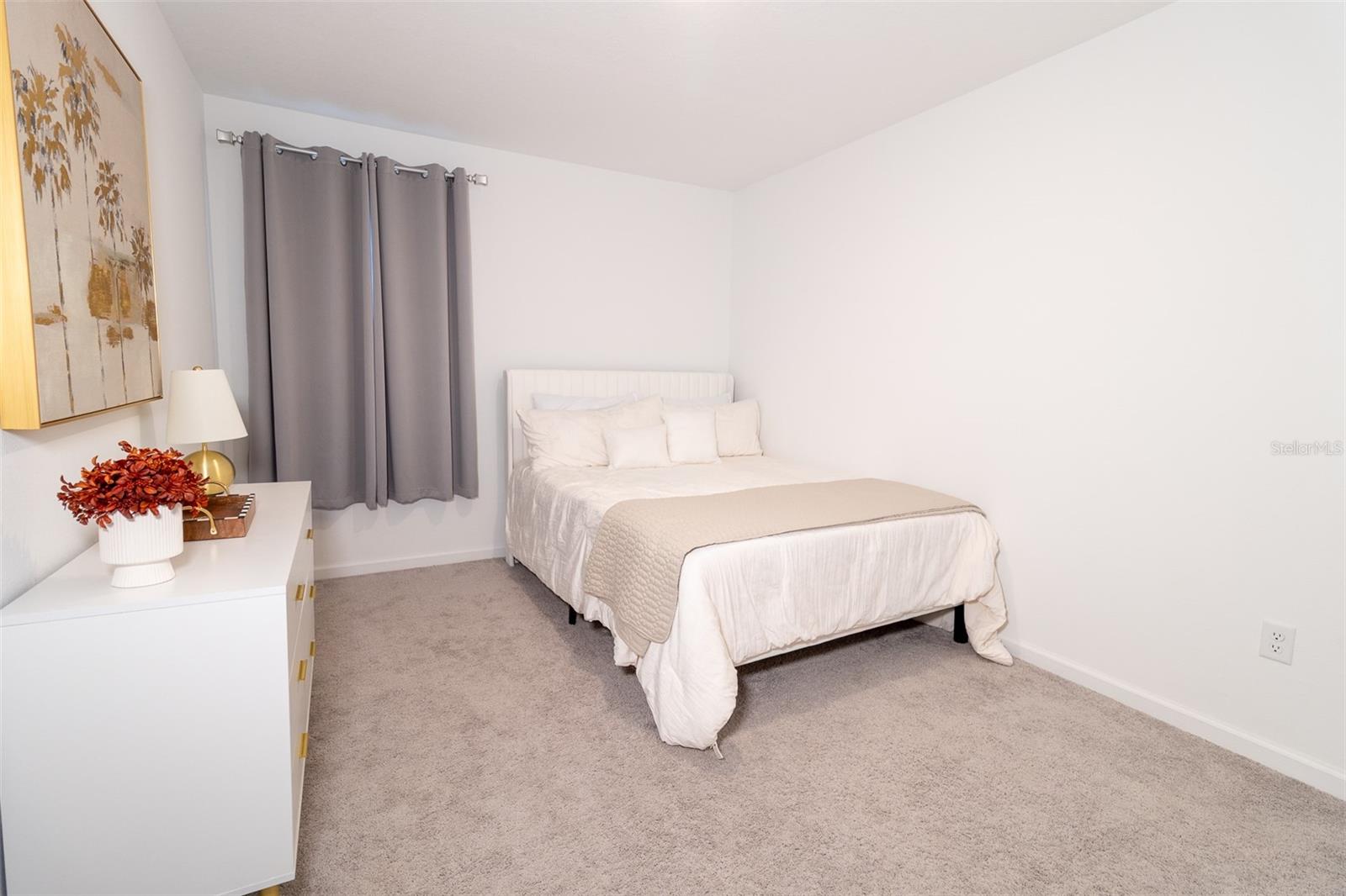 HIDDEN CREEK - Residential