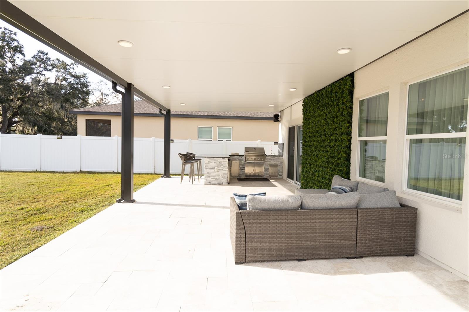 HIDDEN CREEK - Residential