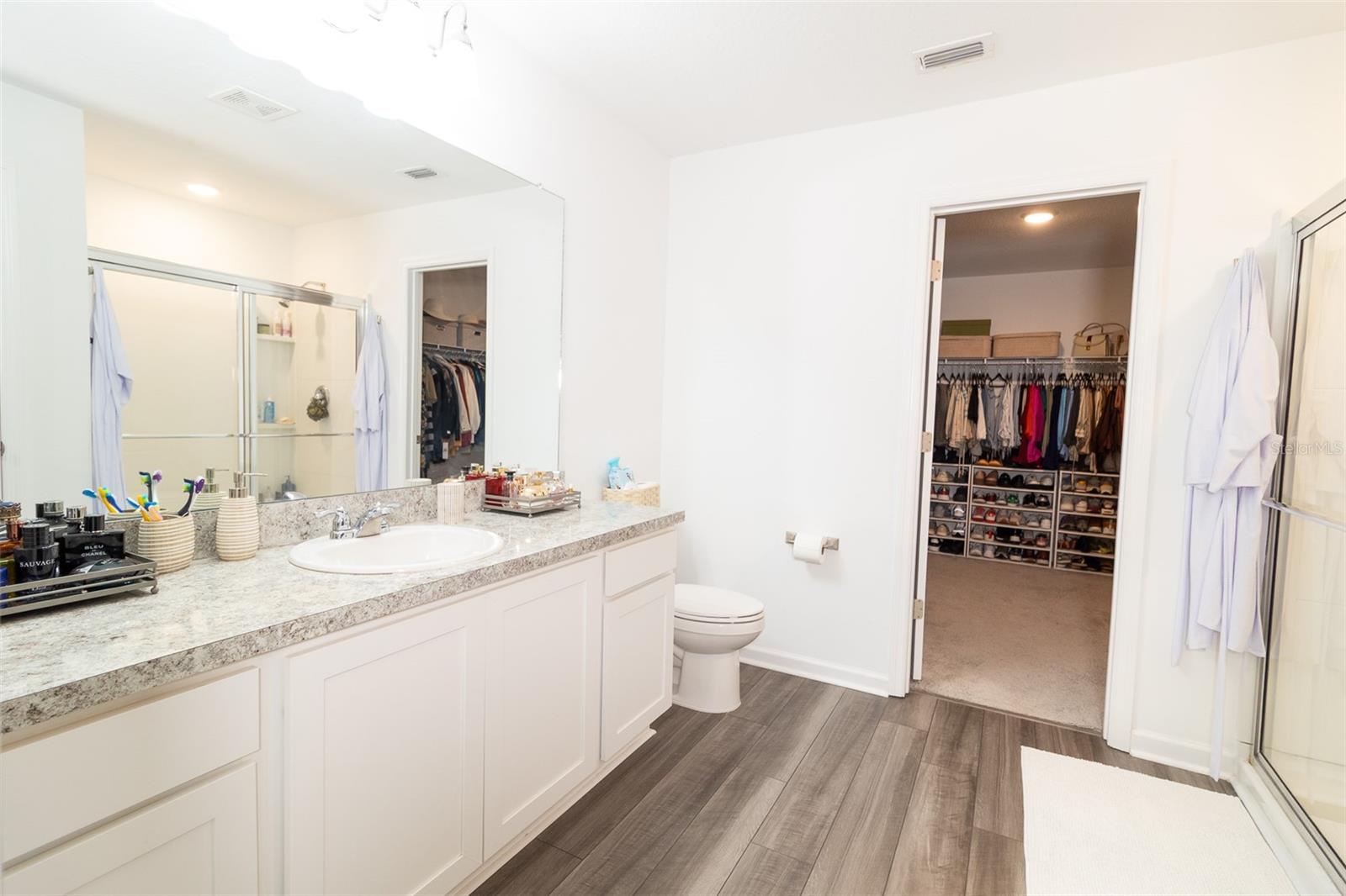 HIDDEN CREEK - Residential