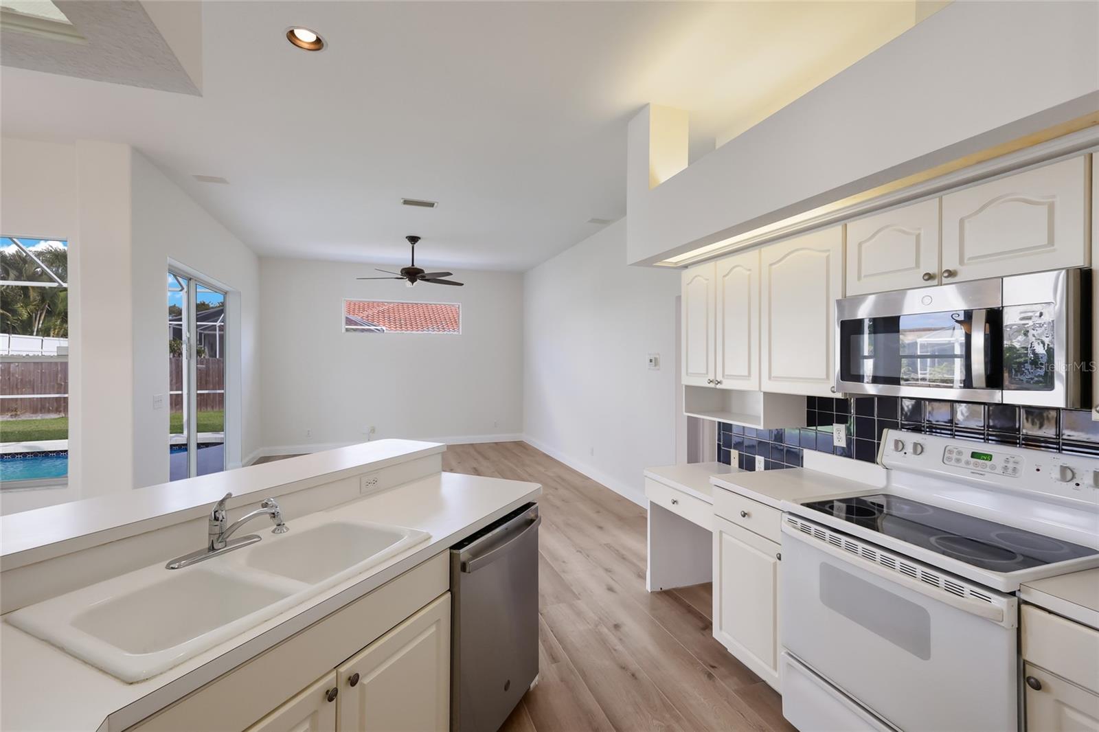 THE TRAILS PH IIA - Residential