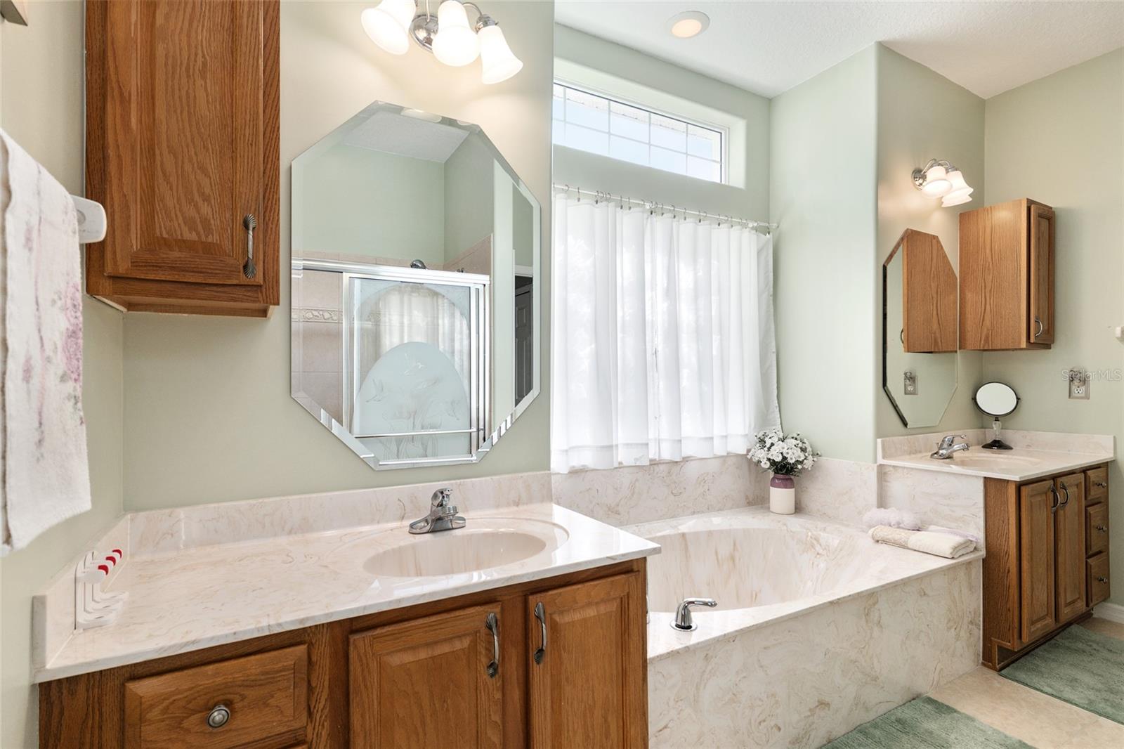 OAK RUN - Residential