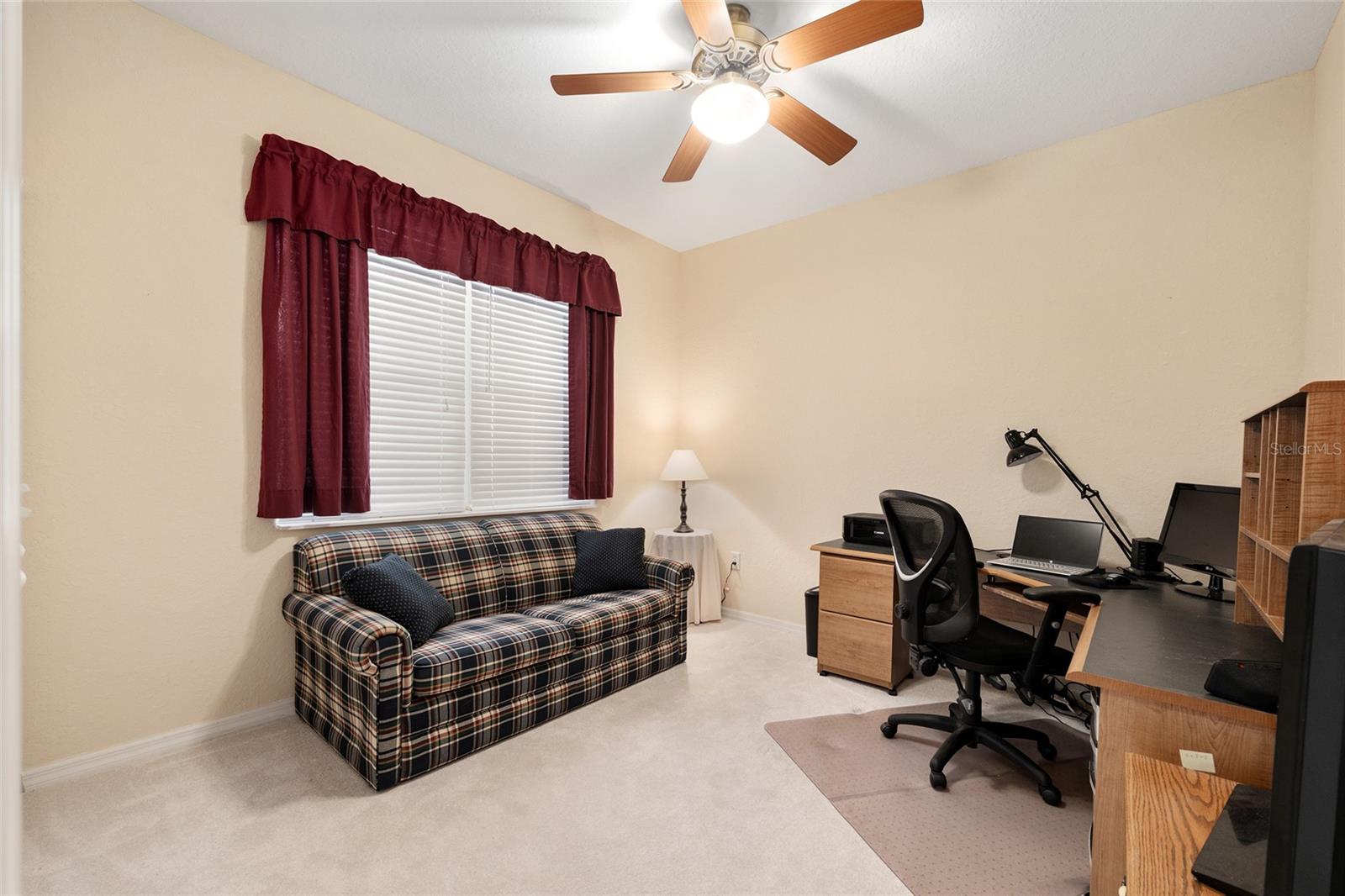 OAK RUN - Residential