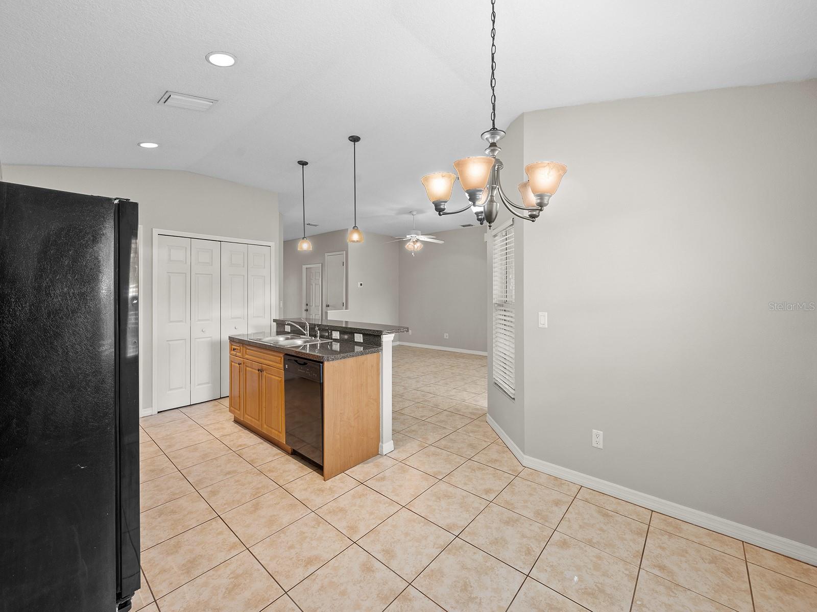 CYPRESS POND ESTATES - Residential Lease