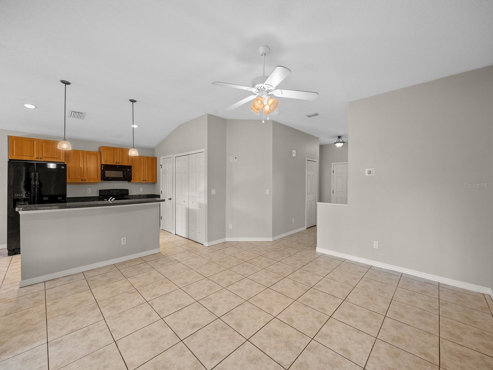 CYPRESS POND ESTATES - Residential Lease