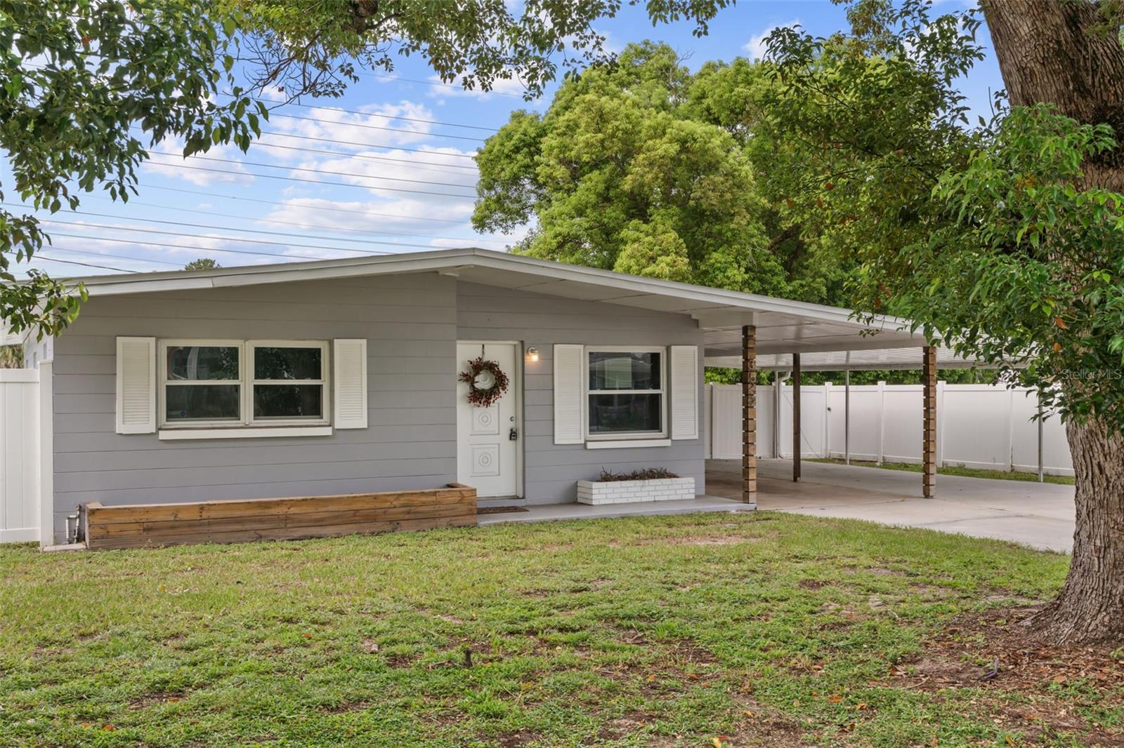 3522 PRICE AVENUE