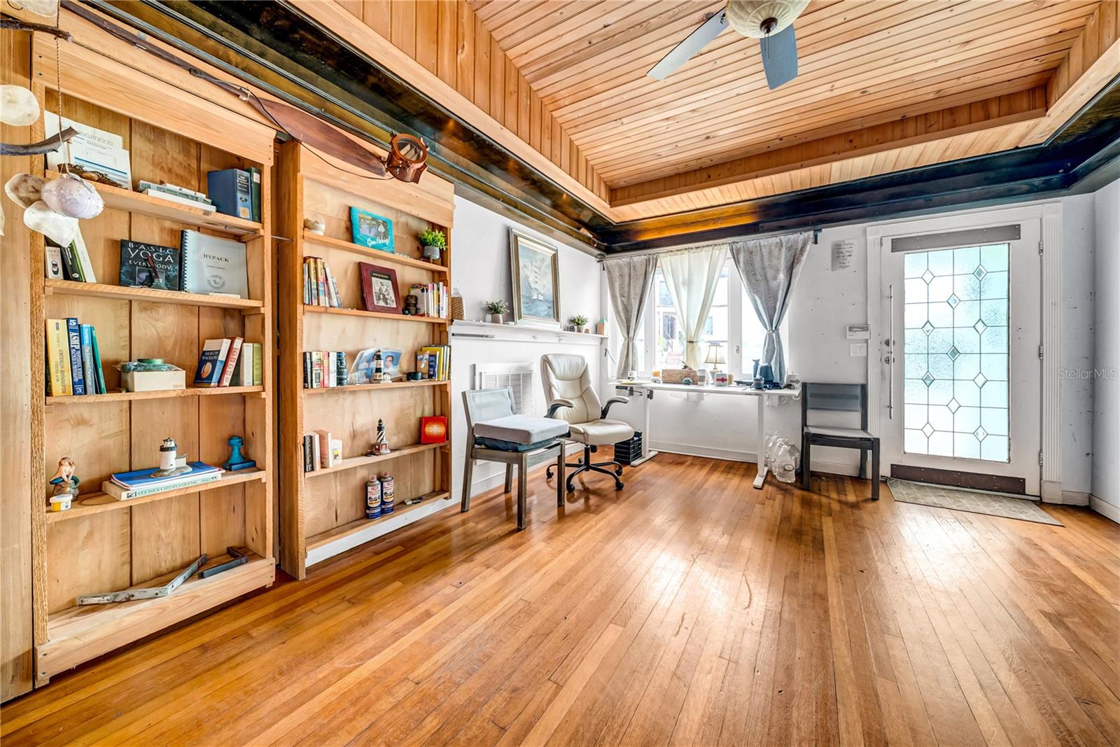 LONG POINT SUB - Residential