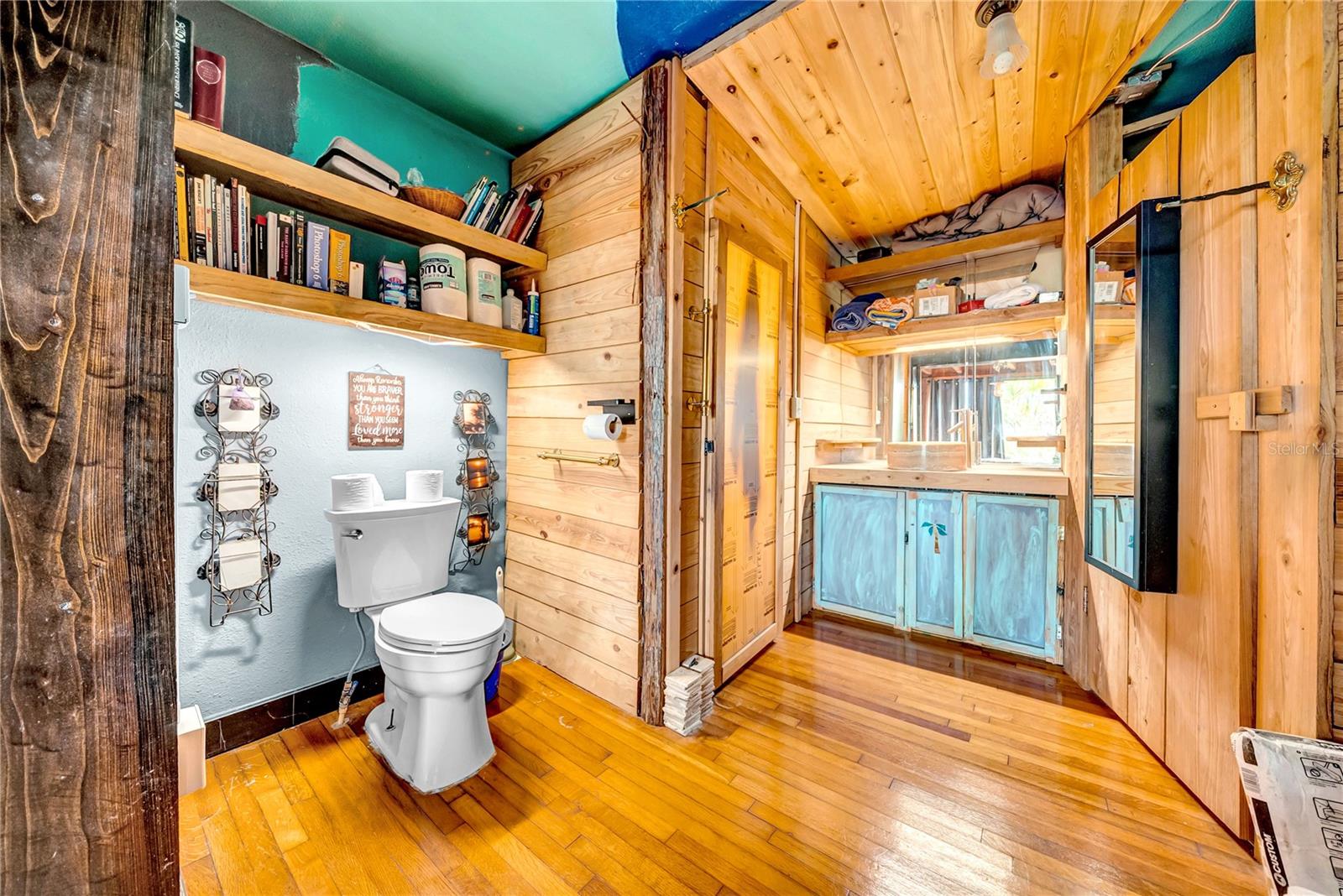 LONG POINT SUB - Residential