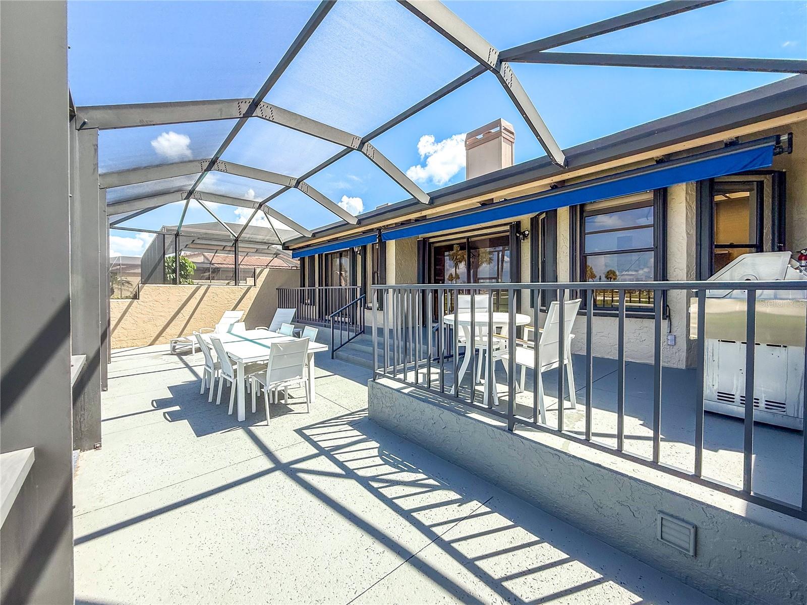 HARBOUR OAKS 2 - Residential Lease