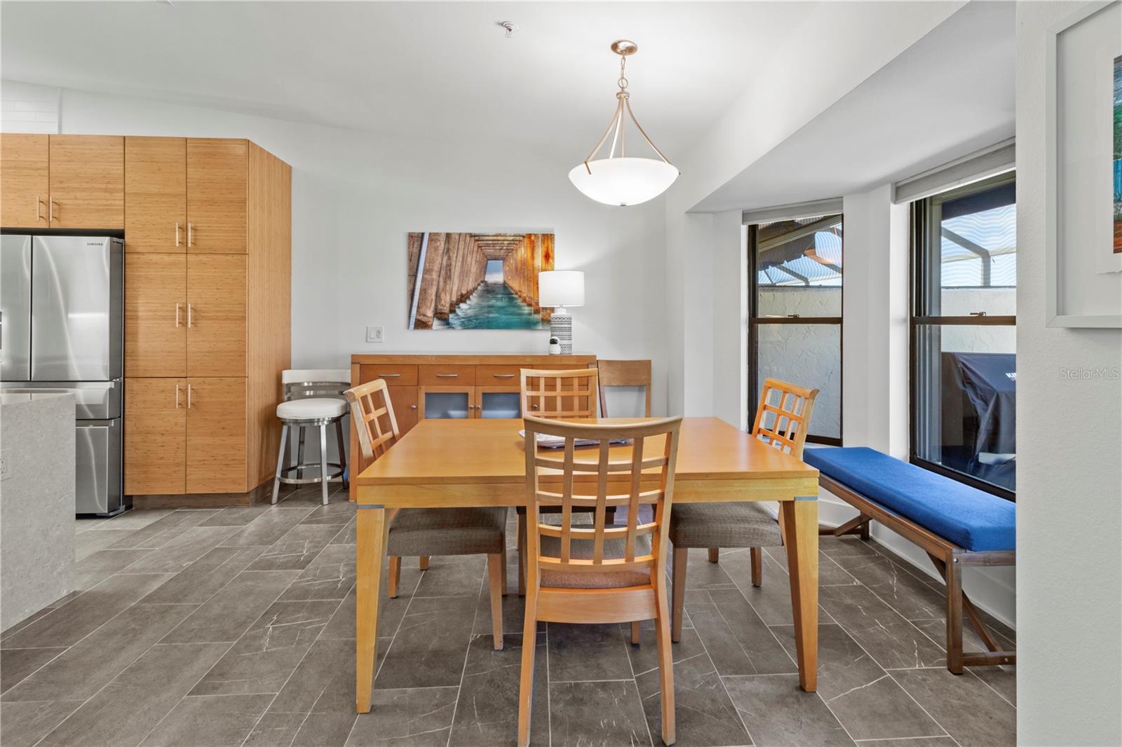 HARBOUR OAKS 2 - Residential Lease