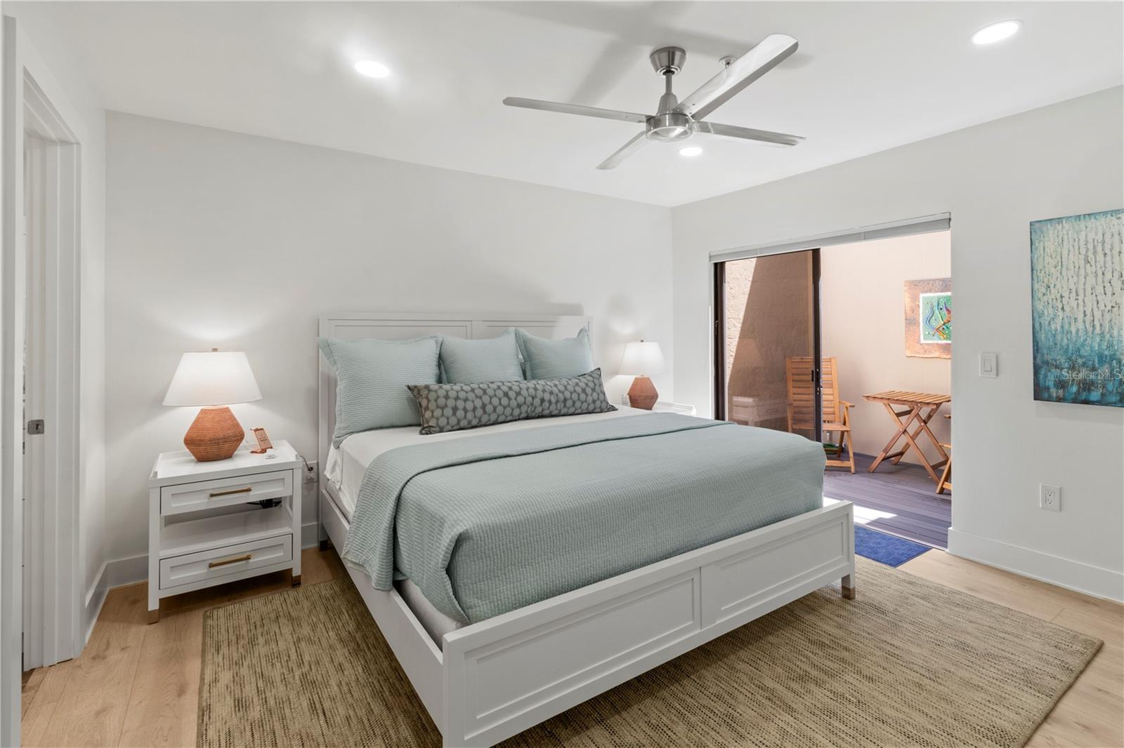 HARBOUR OAKS 2 - Residential Lease