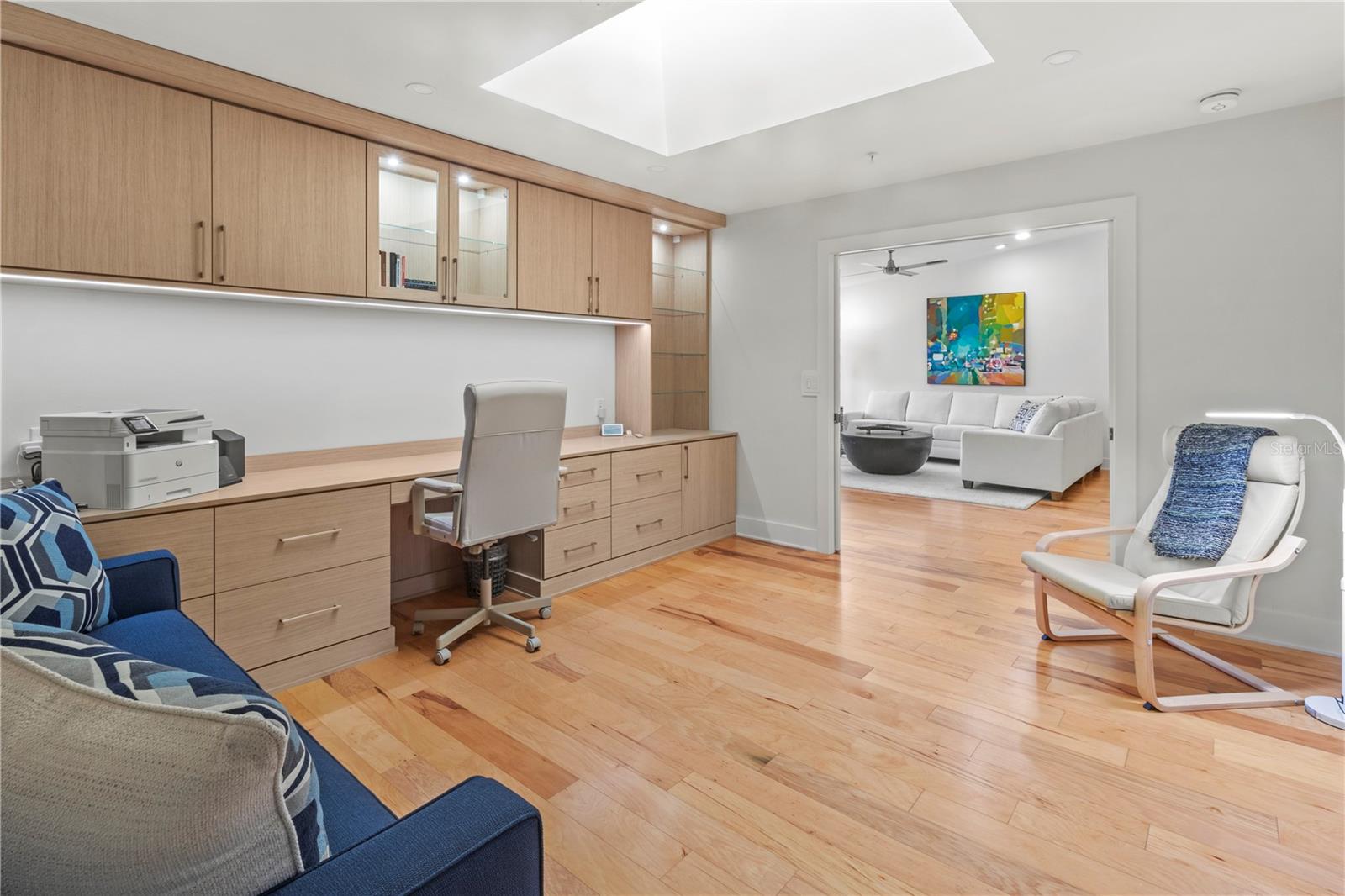 HARBOUR OAKS 2 - Residential Lease