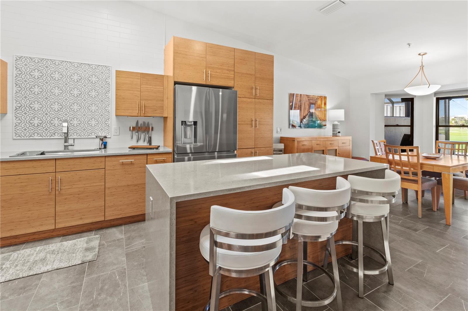 HARBOUR OAKS 2 - Residential Lease