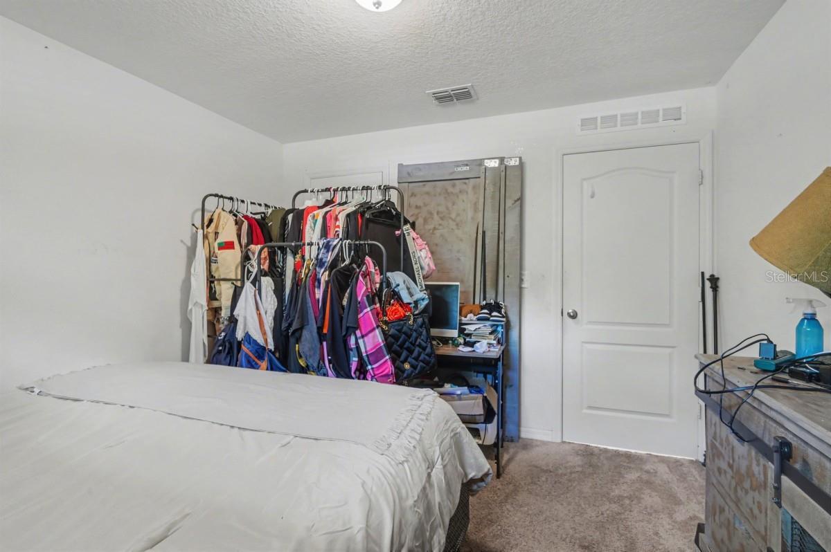 DELTONA LAKES UNIT 35 - Residential