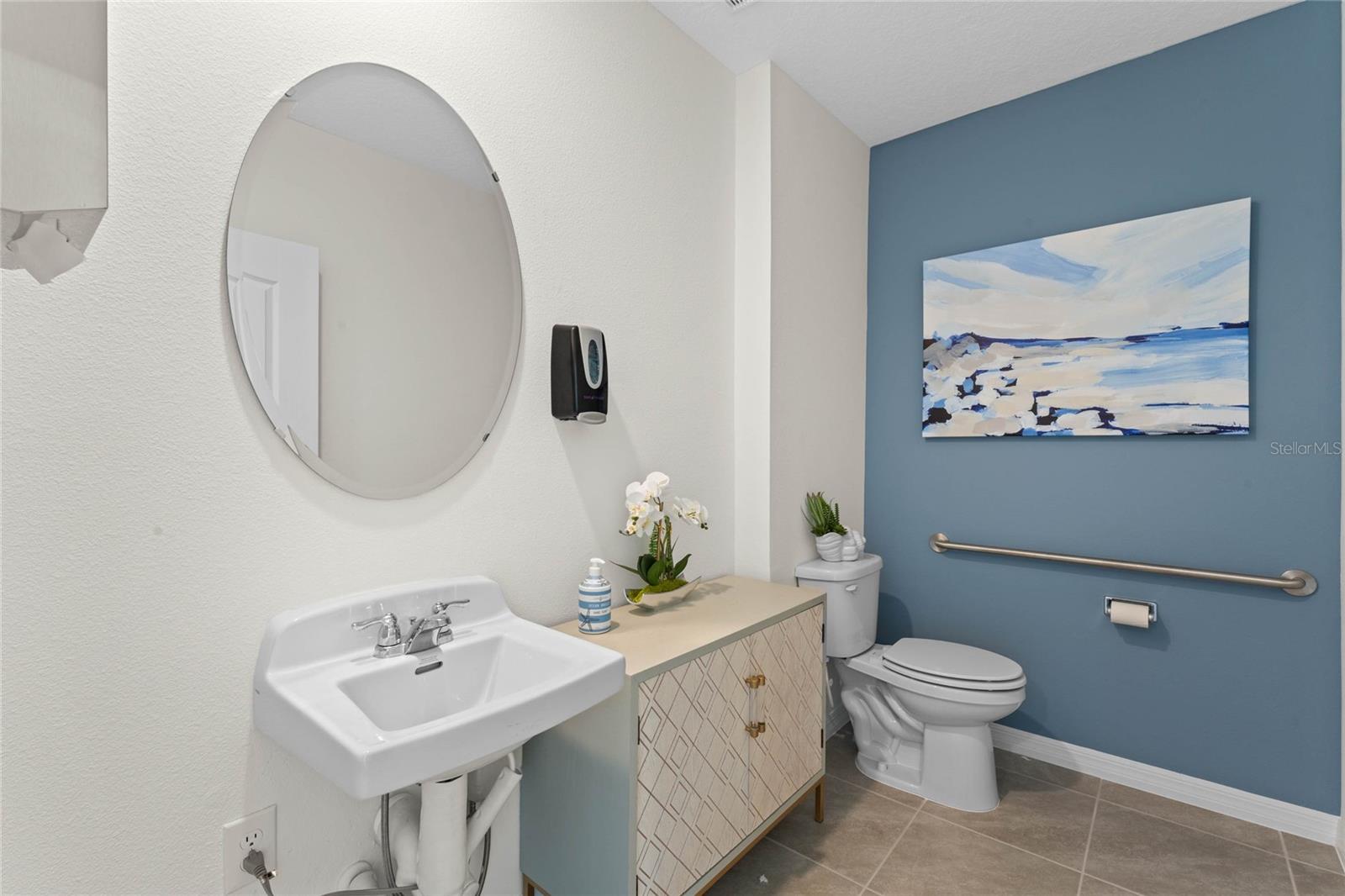 HARMONY WEST - Residential