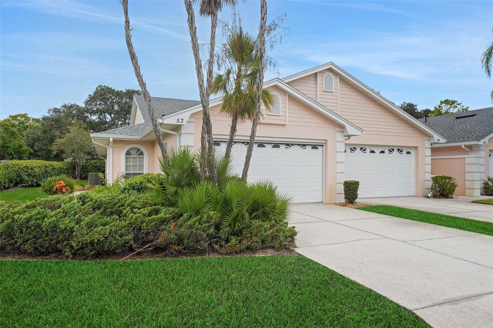 CYPRESSWOOD ENCLAVE OVERLOOKING THE POND, 3 BEDROOM END UNIT!!! This beautiful villa located in the Enclave neighborhood of Cypresswood Golf and County Club has a light & airy, open floor plan! The kitchen features wood cabinets & granite countertops, stainless appliances, large pantry and breakfast nook, the expansive great room affords ample space for living and dining areas. The primary bedroom with en-suite bath has walk-in closets, a double vanity, a tub plus a separate shower, granite tops in both baths and the guest bedrooms are spacious and inviting! Enjoy the Cypresswood amenities, pool, tennis, golf, clubhouse, restaurant & more and with close proximity to LEGOLAND, Winter Haven, Lake Wales, Orlando, Tampa, mid-Florida attractions, Disney, Epcot & Universal. Please call today to see this new listing!!!
