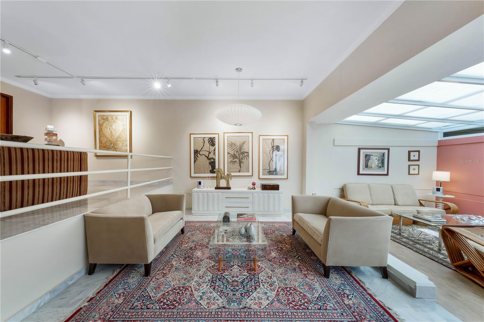 552 WAYMOUTH STREET C