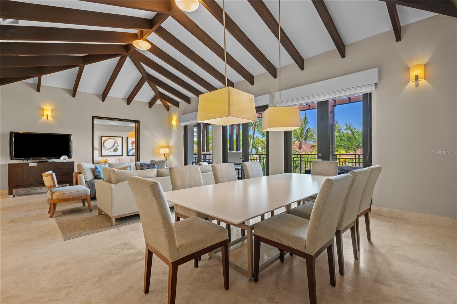 LAS VENTANAS I CONDOMINIUM - Residential