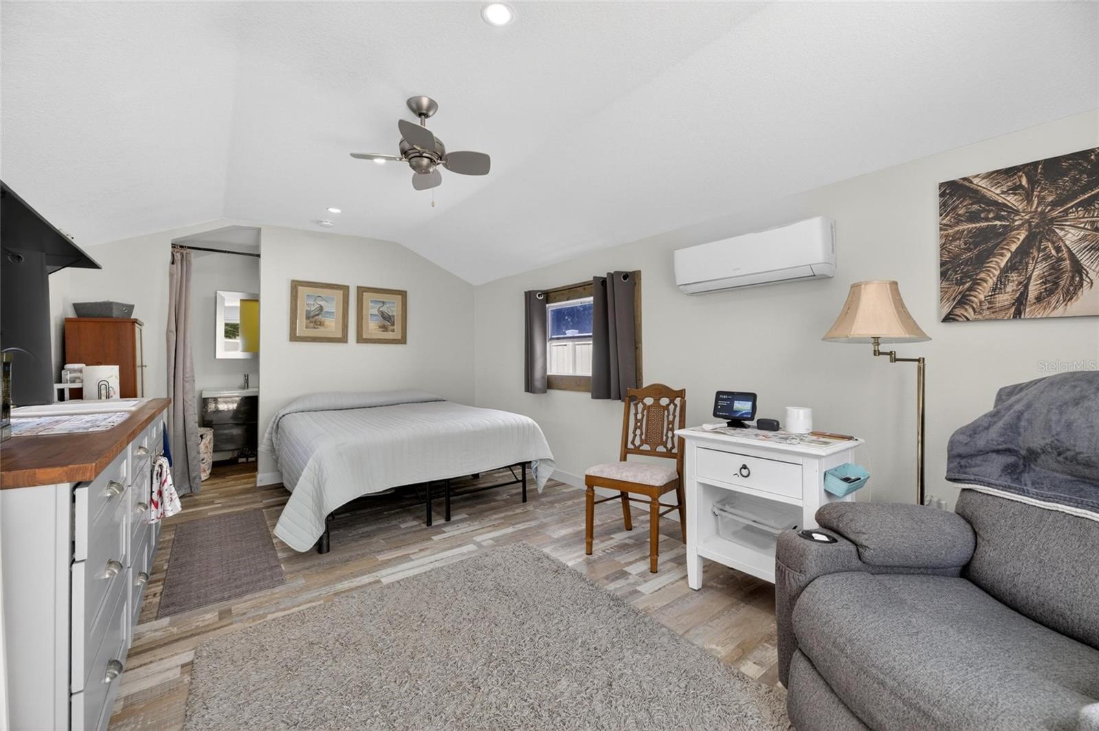 HILLGROVE SUB - Residential
