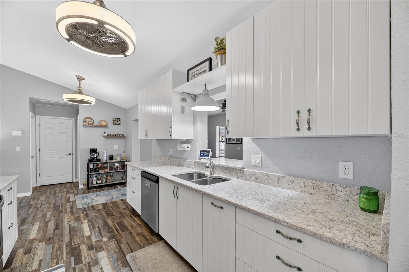 HILLGROVE SUB - Residential