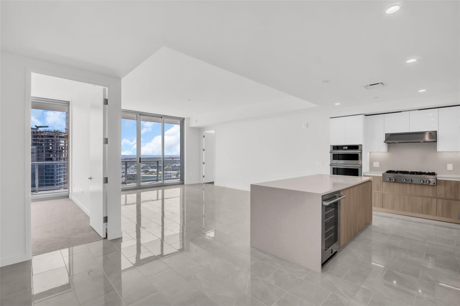 400 CENTRAL - Residential