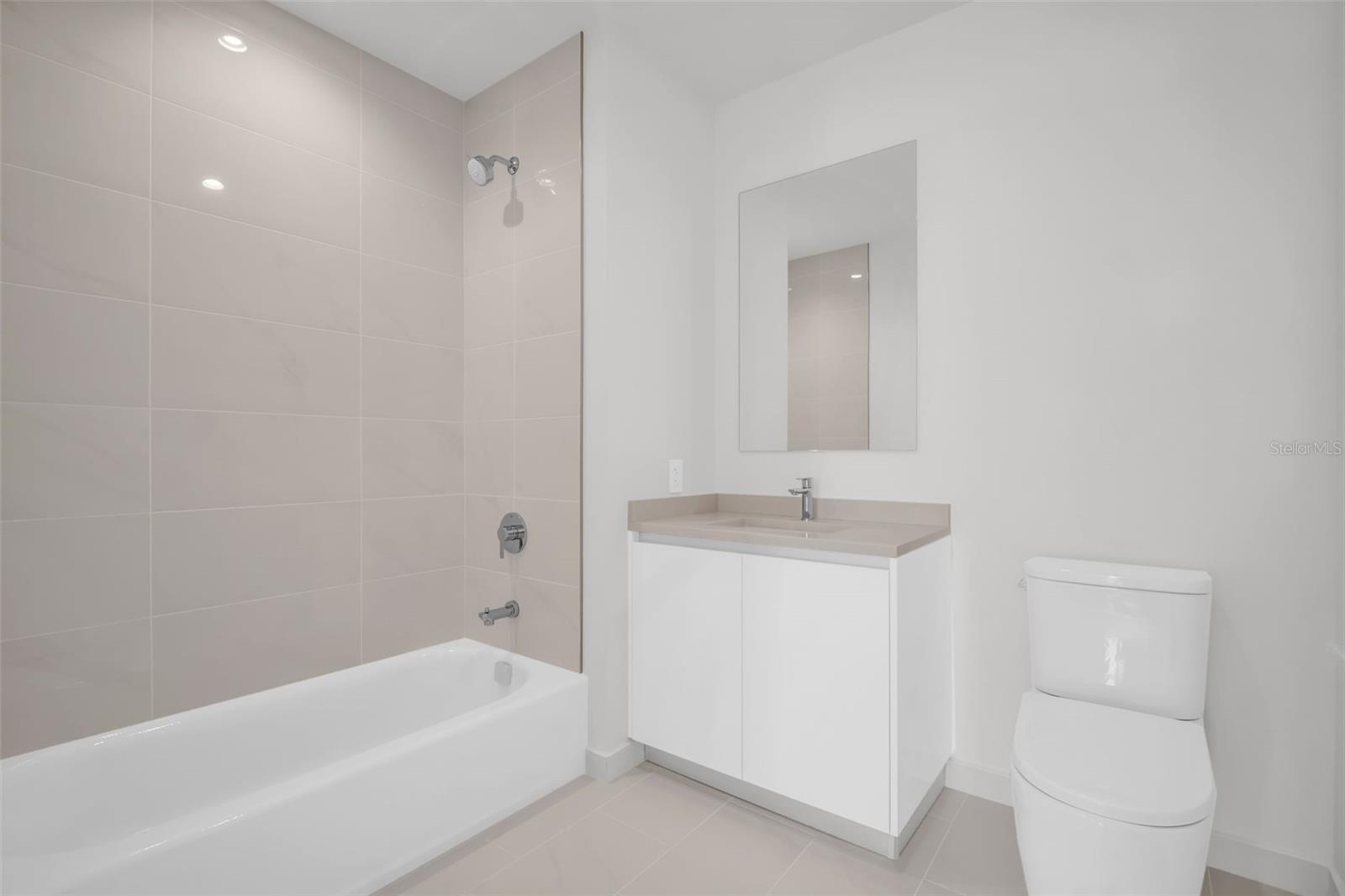 400 CENTRAL - Residential