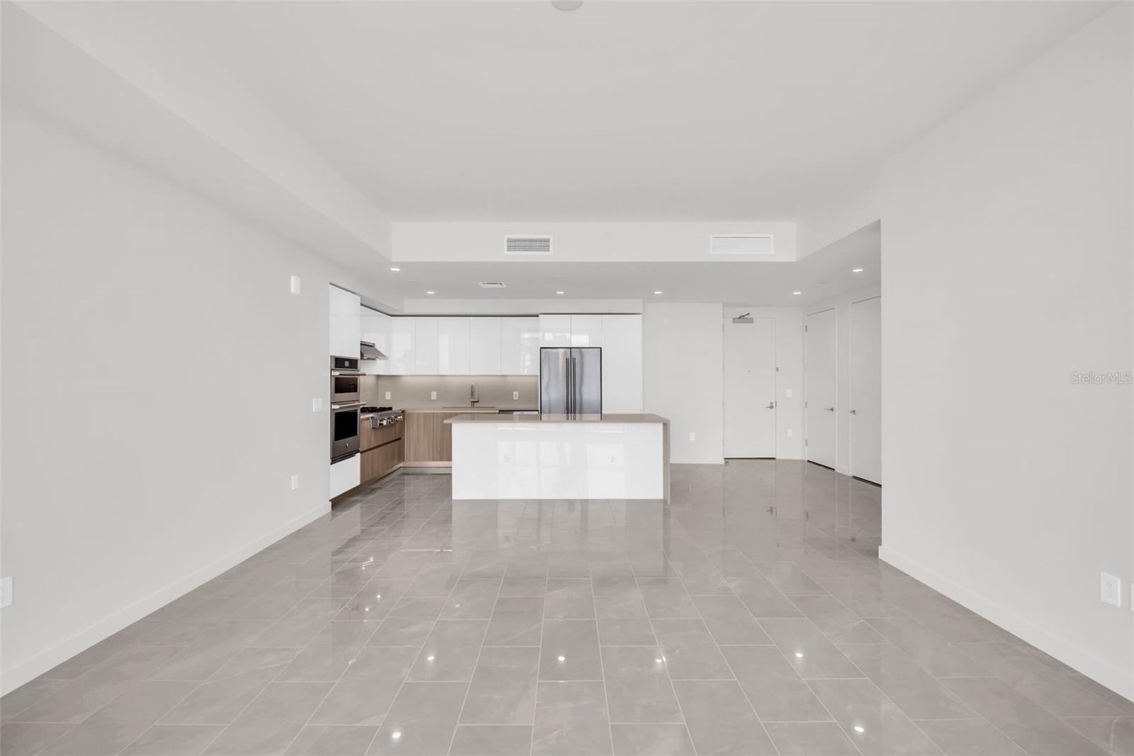 400 CENTRAL - Residential