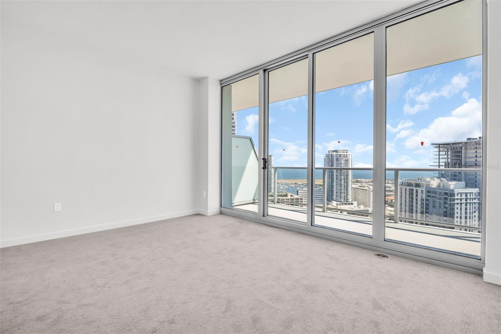 400 CENTRAL - Residential