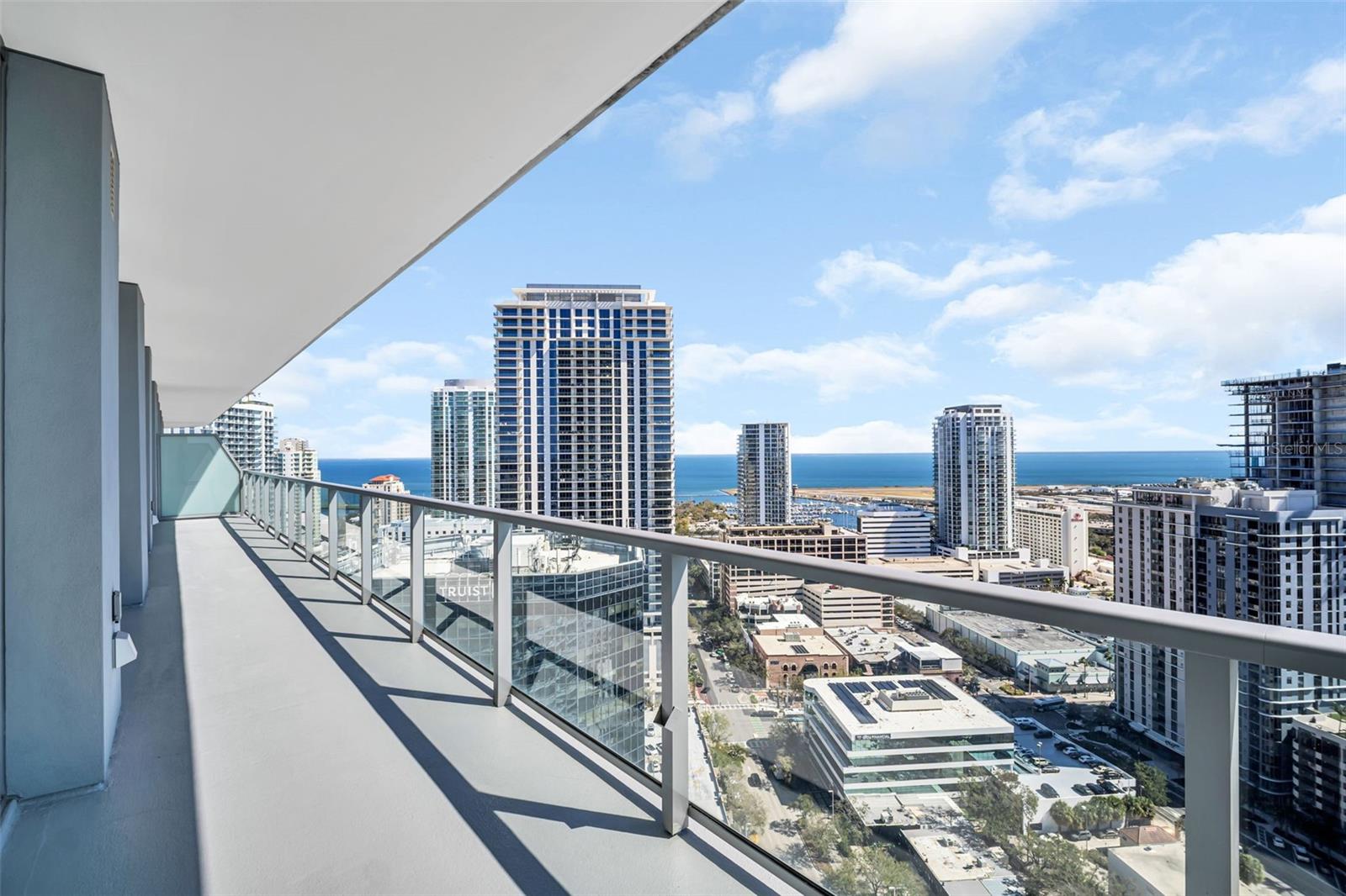 400 CENTRAL - Residential