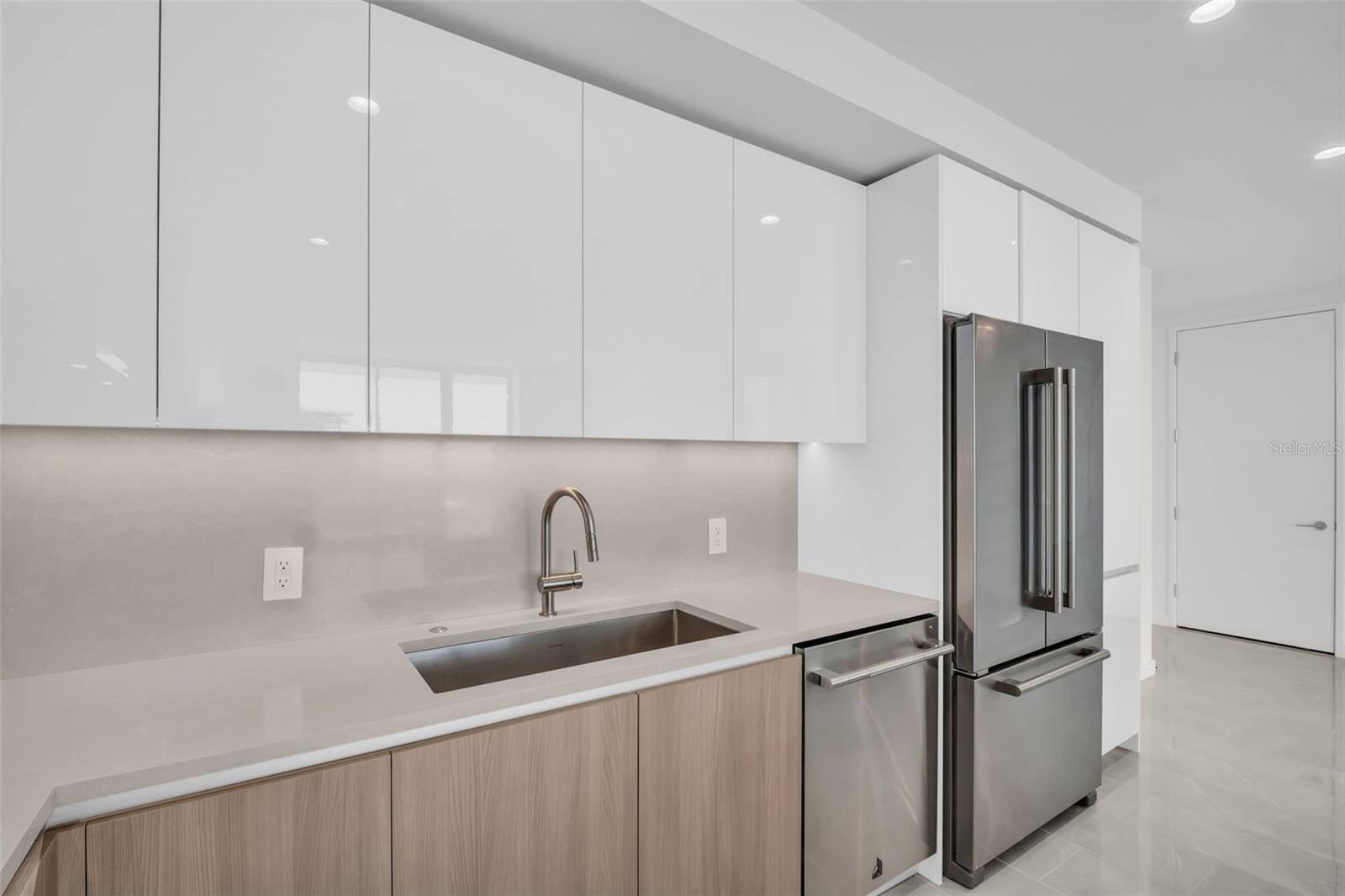 400 CENTRAL - Residential