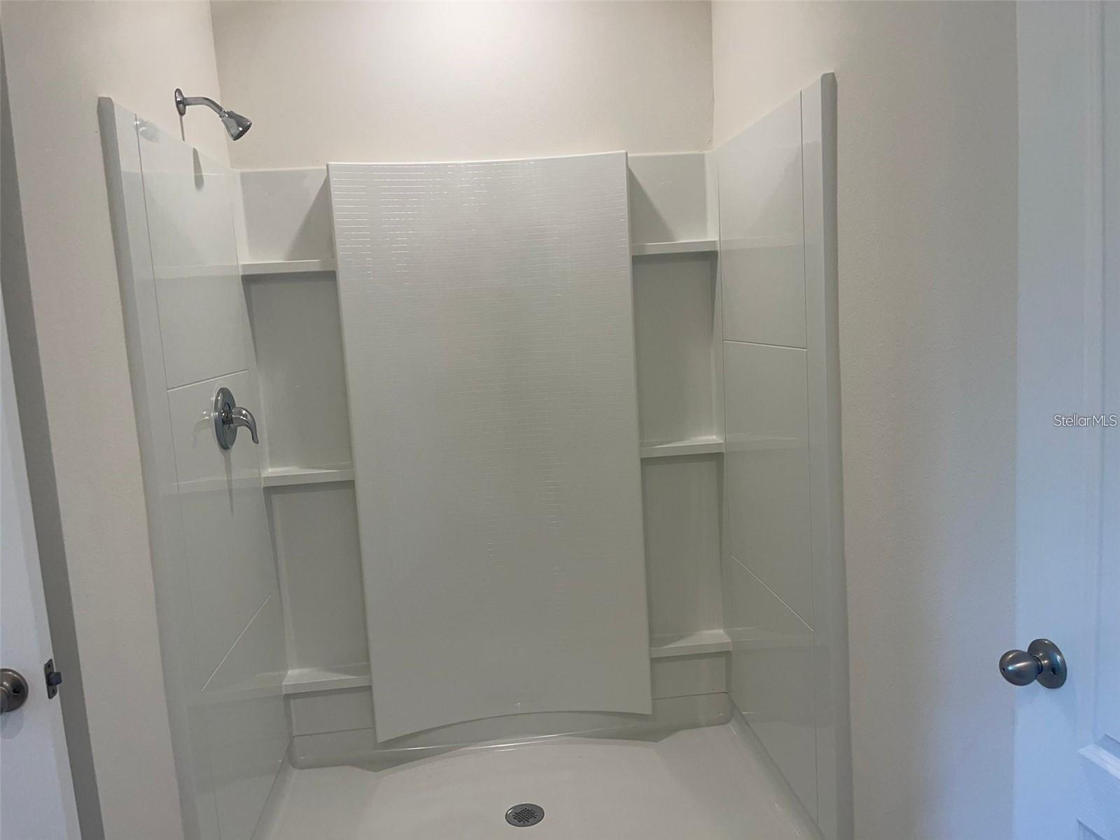 SUNCREST - Residential Lease