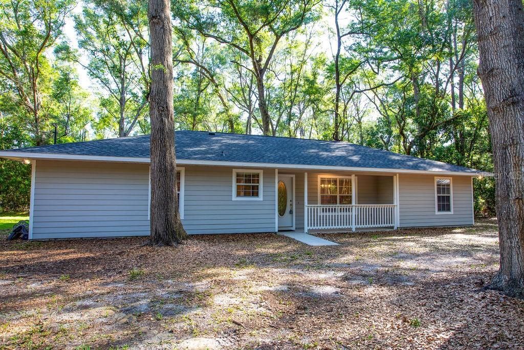 Photo of 15713 NW 268th Terrace, High Springs, FL 32643 (MLS # GC541806)