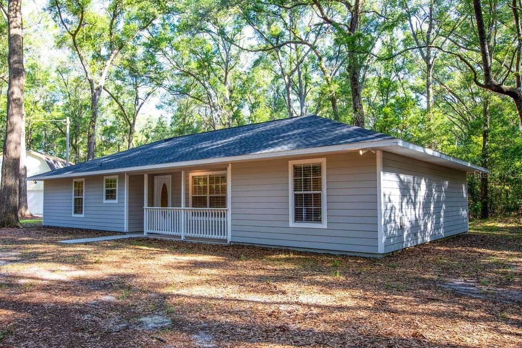 Photo of 15713 NW 268th Terrace, High Springs, FL 32643 (MLS # GC541806)