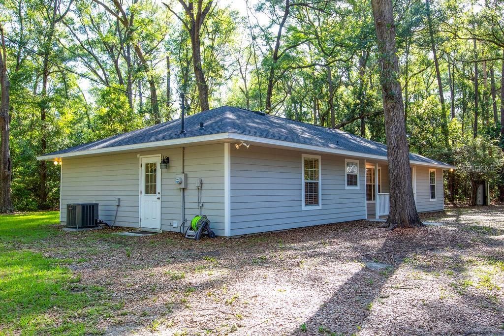 Photo of 15713 NW 268th Terrace, High Springs, FL 32643 (MLS # GC541806)