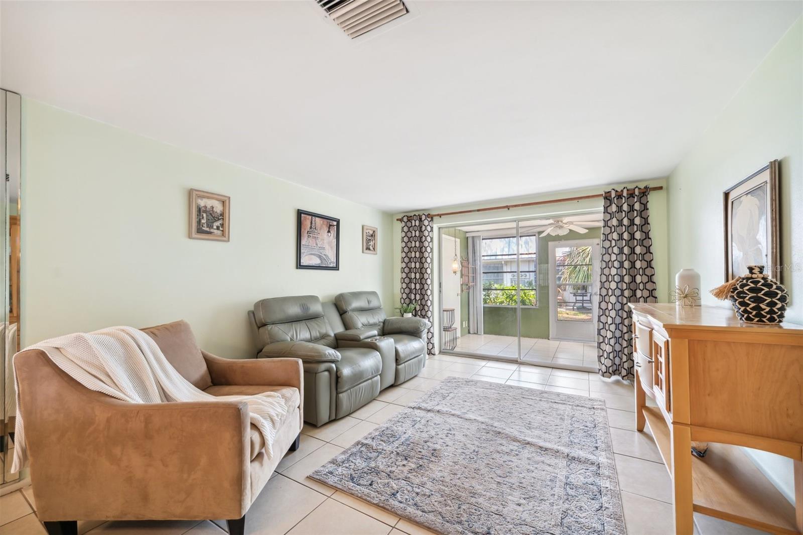 4229 GLISSADE DRIVE